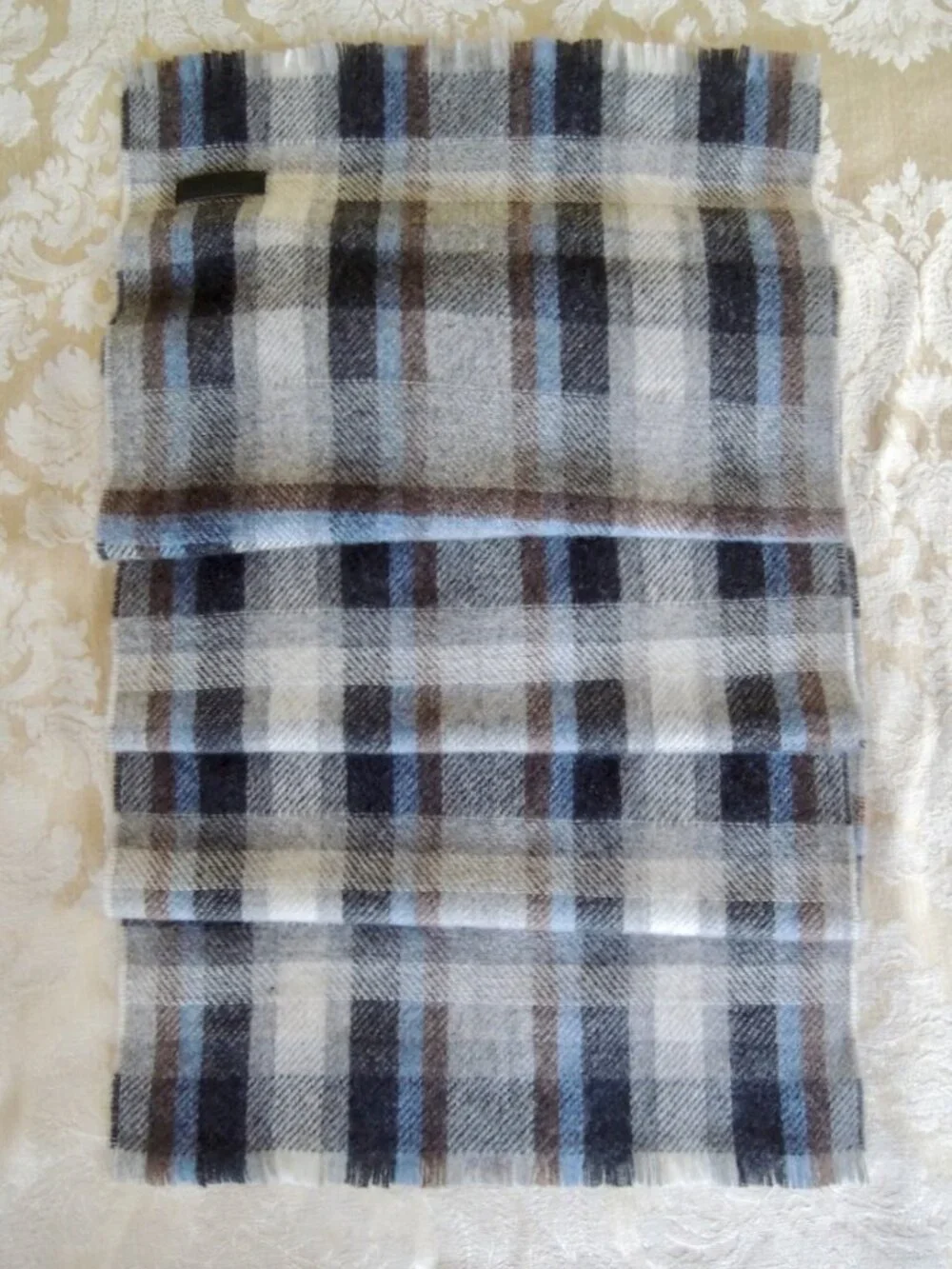 Bruno Magli Blue & Gray Mixed Weave Plaid Cashmere Scarf OS NWT